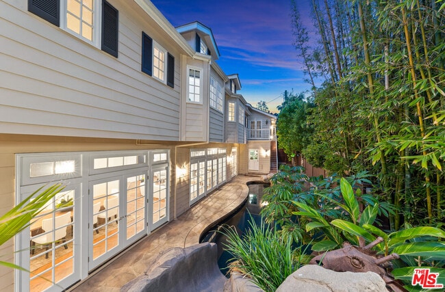 Building Photo - 515 S Westgate Ave