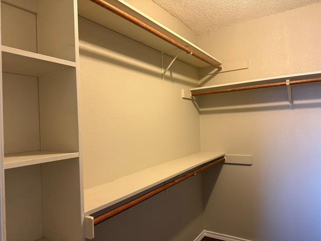 Building Photo - 3416 Lillie St