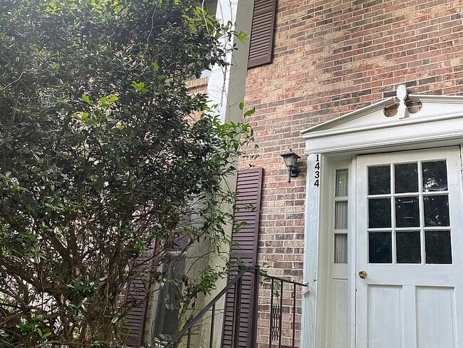 Building Photo - 1434 Al Seier Rd
