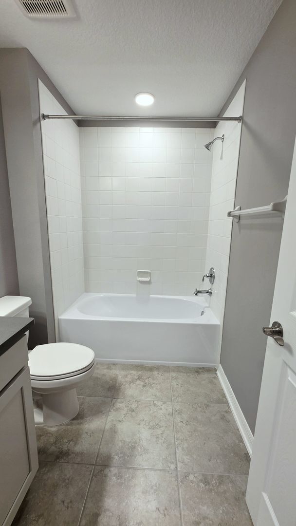 Building Photo - Executive 4BR / 3.5BA Home | Loft • Office...