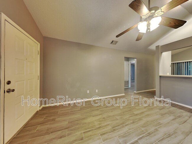 Building Photo - 10401 Riva Ridge Trail