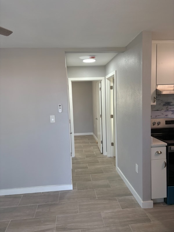 Building Photo - 519 Claride St