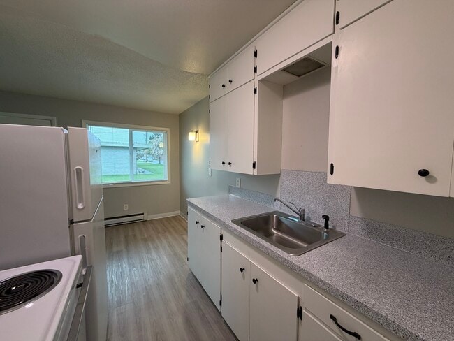 Building Photo - Gardenside Apartments