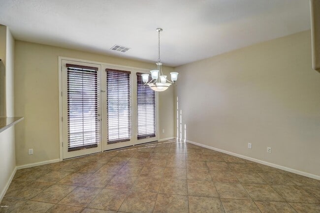 Building Photo - 15359 W Columbine Dr