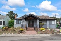 Building Photo - 21623 Baywood Ave