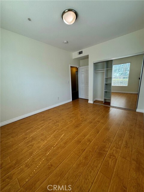 Building Photo - 375 Central