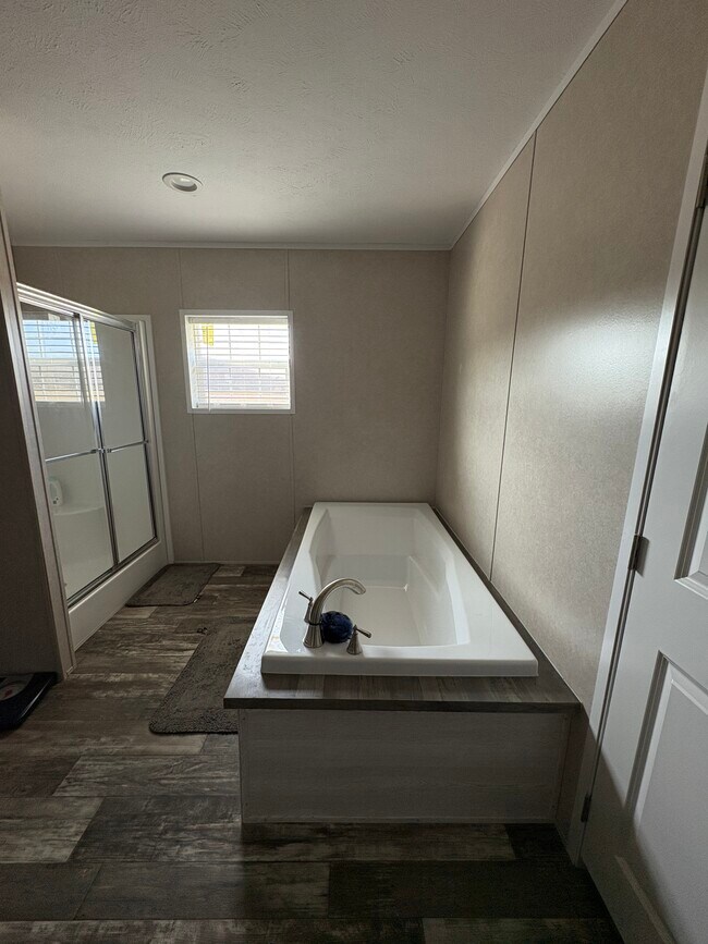 Building Photo - 8236 Camden Rd