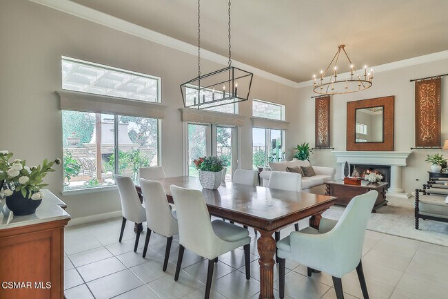 Building Photo - 1808 Crystal View Cir