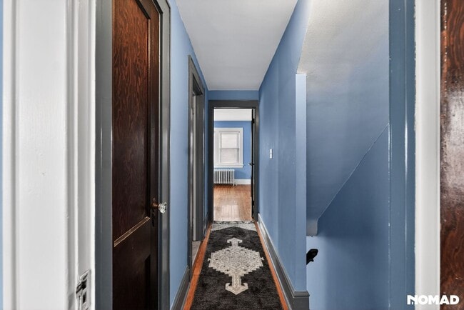 Building Photo - 96 Kenwood Ave