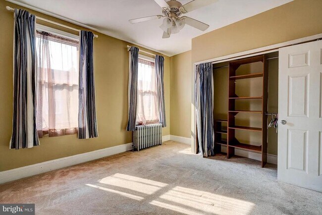 Building Photo - 3188 Mercer St