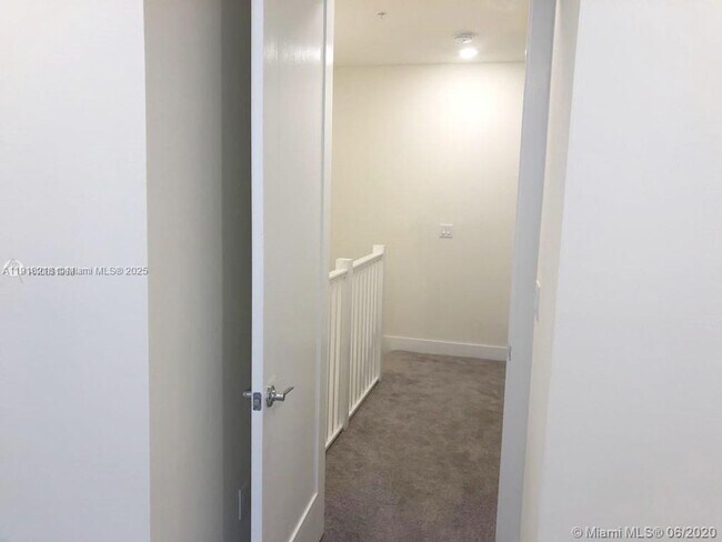 Building Photo - 10229 NW 64th Terrace