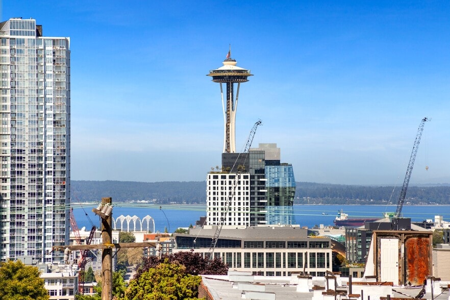 Celebrate NYE looking at the Space Needle - 1711 E Olive Way