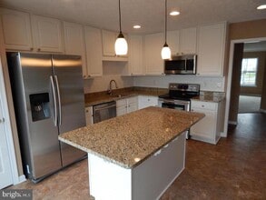 Building Photo - 1983 Cullen Way