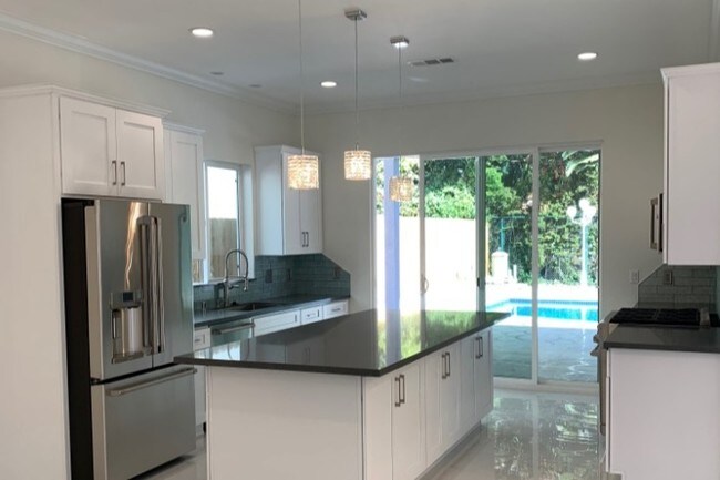 Building Photo - 4595 De Celis Pl