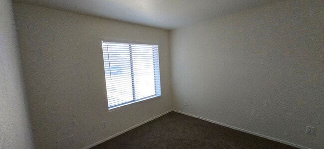 Building Photo - Feels Like Home