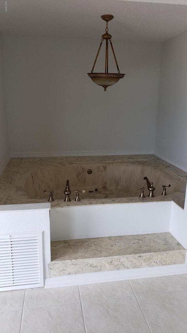 Building Photo - 3000 N Atlantic Ave