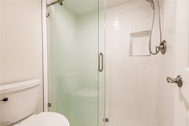 Building Photo - 3032 Sandpiper Bay Cir