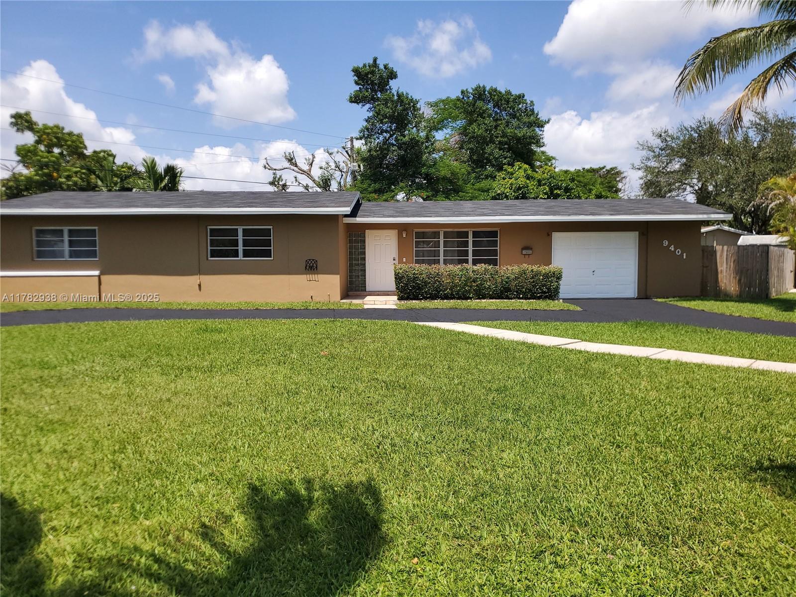 Building Photo - 9401 SW 181st St