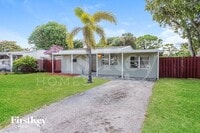 Building Photo - 2700 NE 13th Terrace