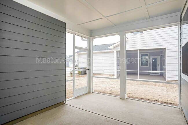 Building Photo - 2968 Ocean Sunrise Dr