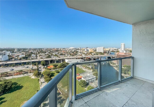 Building Photo - 185 SW 7th St