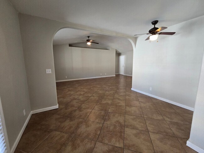 Building Photo - **Gorgeous 4-Bedroom Home in North Las Vegas!**