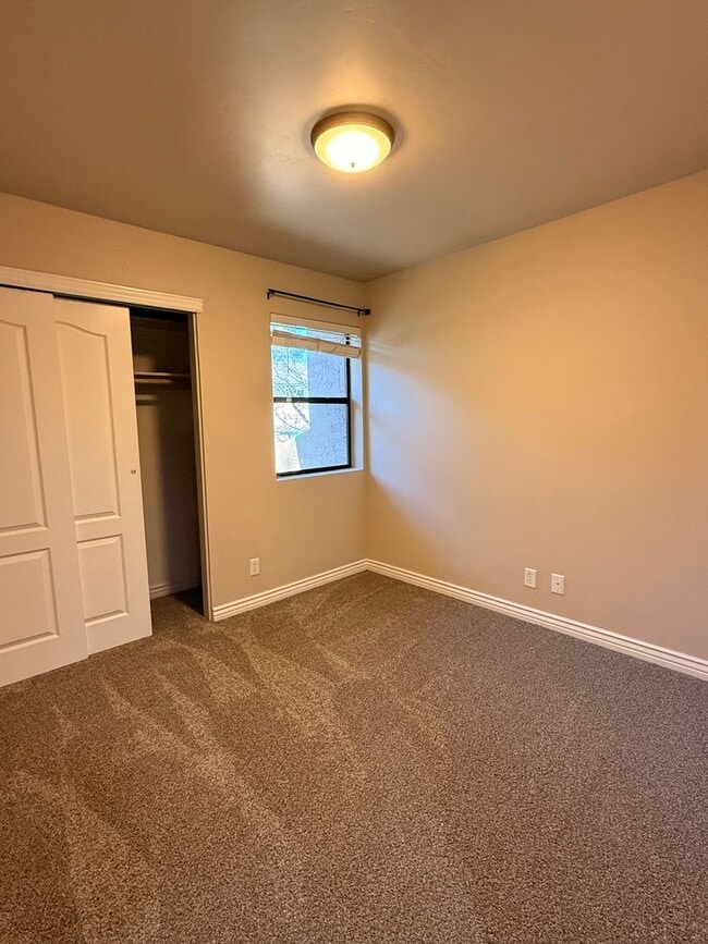 Building Photo - Cozy Flagstaff Rental