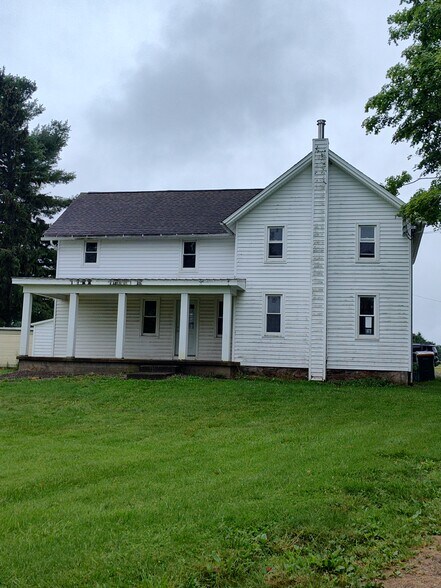 Building Photo - 5787 Genesee Rd