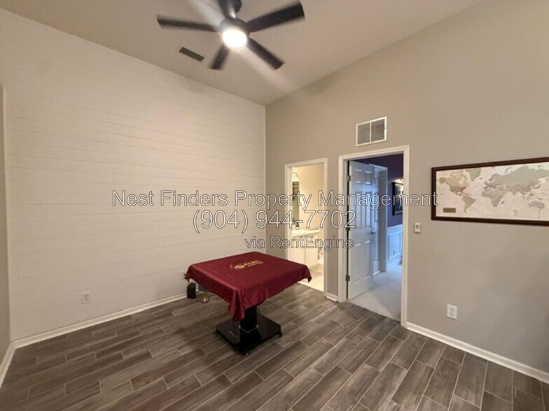 Building Photo - 11340 Campfield Cricle