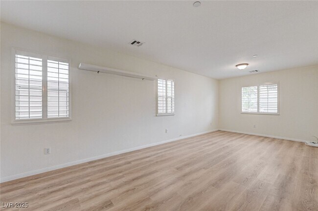 Building Photo - 8031 Pavarotti Ave