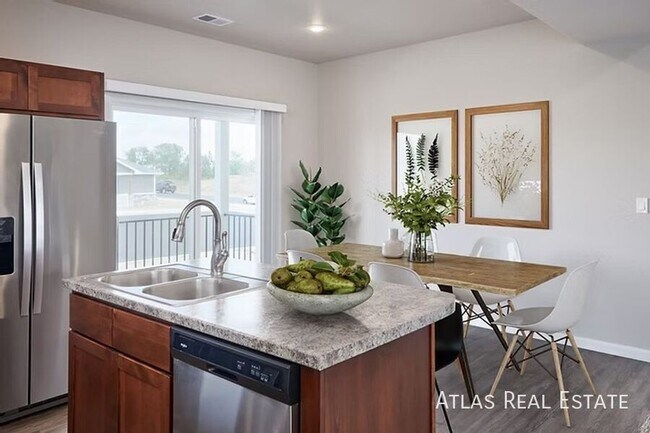 Building Photo - 6726 Faith Dr