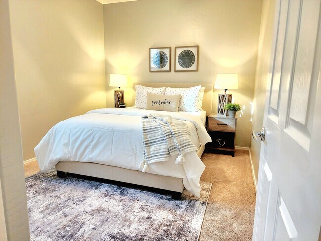 Building Photo - Coming Soon! CHARMING! FULLY-FURNISHED 4/B...