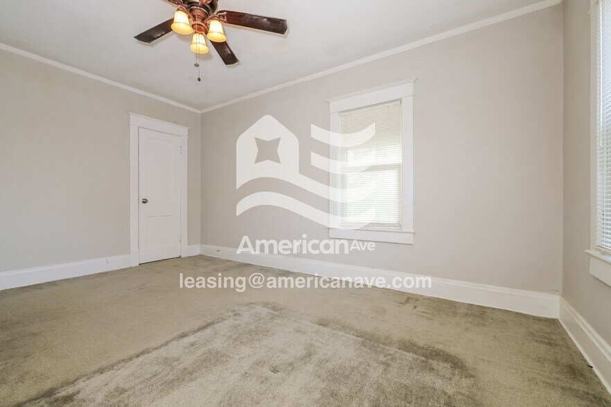 Building Photo - 3743 Flora Ave