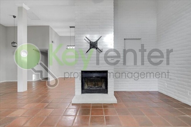 Building Photo - 2692 Bradford Way