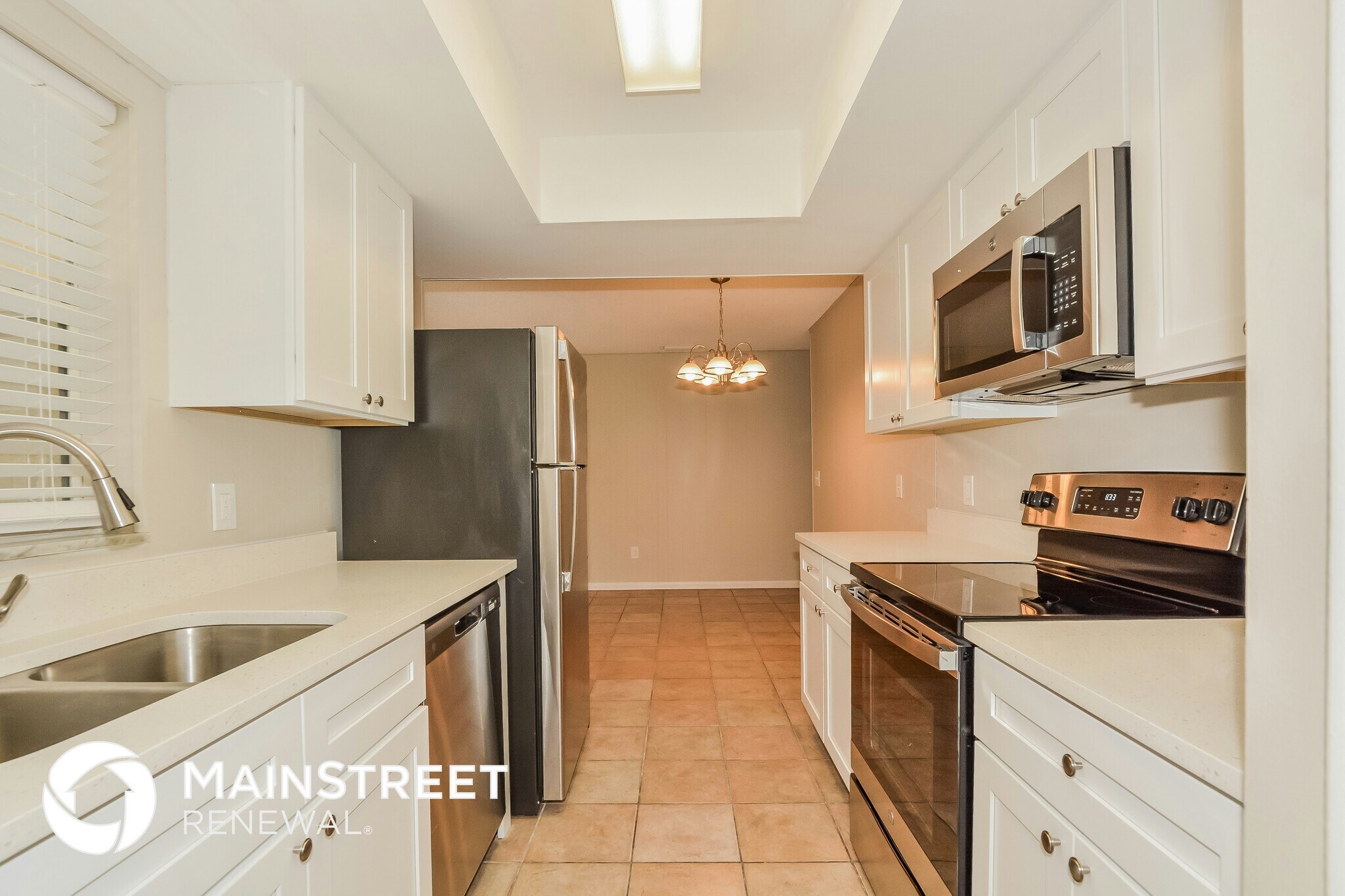 Building Photo - 1021 Giovanni St