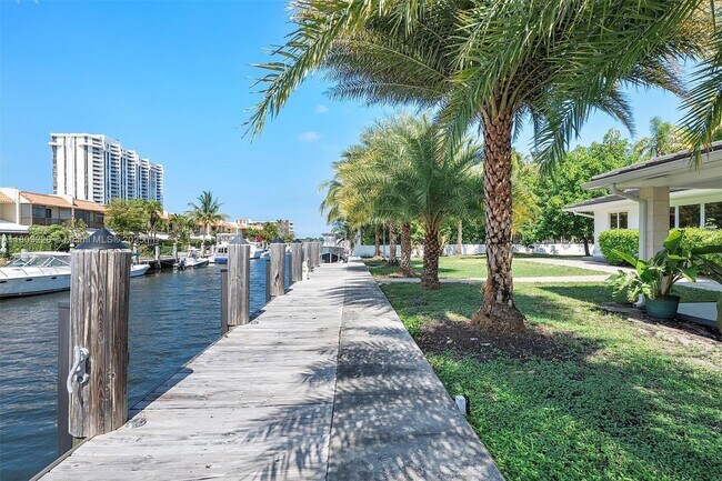 Building Photo - RIVER BAY PARK