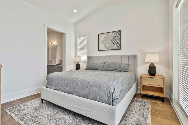 Building Photo - Fully Furnished Trilith Townhome with Large Patio and 2 Car Garage