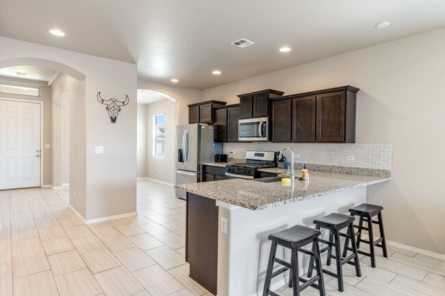 Building Photo - 2313 Melon Ridge Loop NE