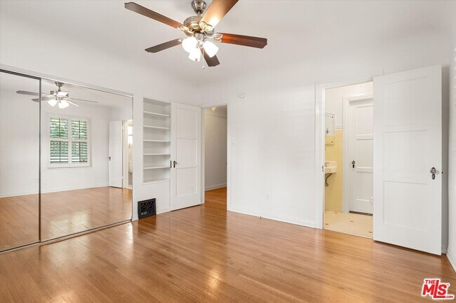 Building Photo - 2002 Kelton Ave