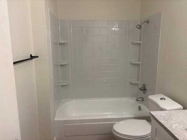 Building Photo - 2318 Franzen Ave