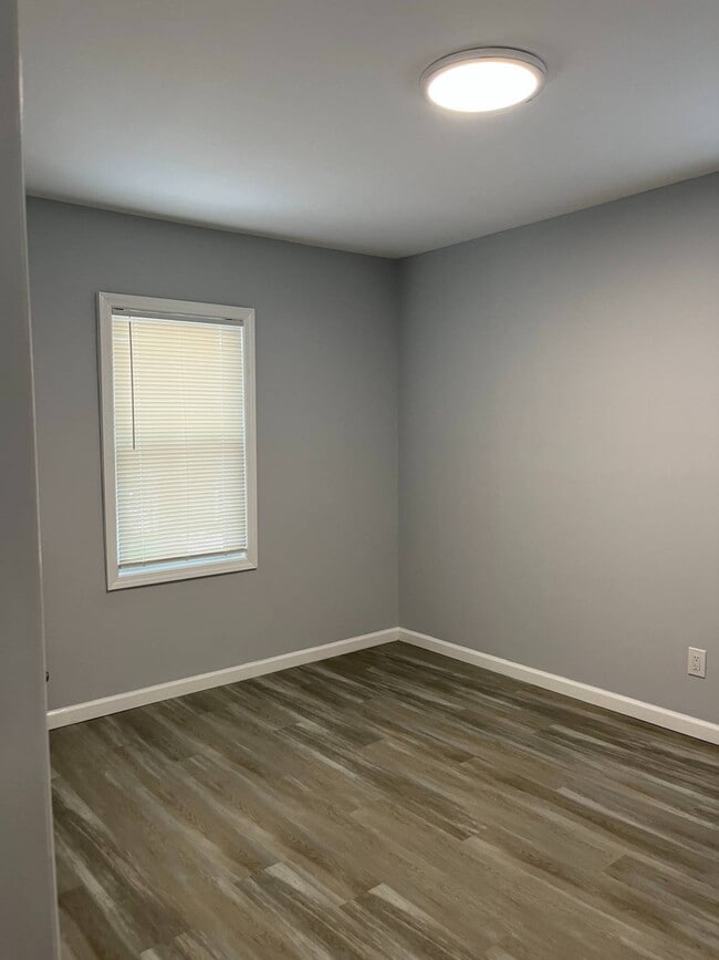 Building Photo - 93-04-93241 241st St