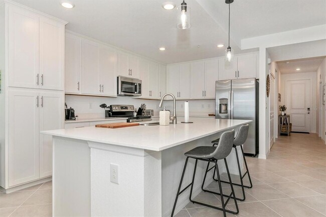 Building Photo - 12140 Wellen Golf St