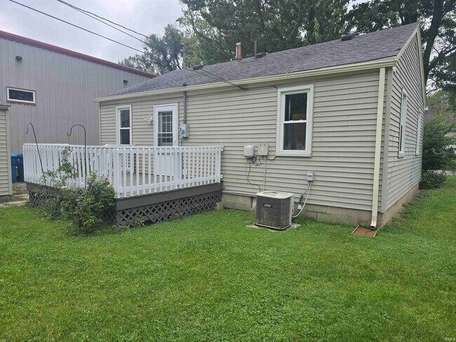Building Photo - 1155 Hartzell St
