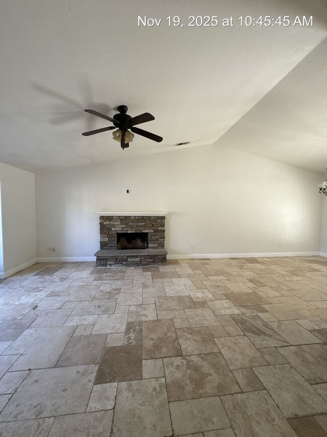 Building Photo - Coming soon! 3 Bedroom Home in North West Visalia!