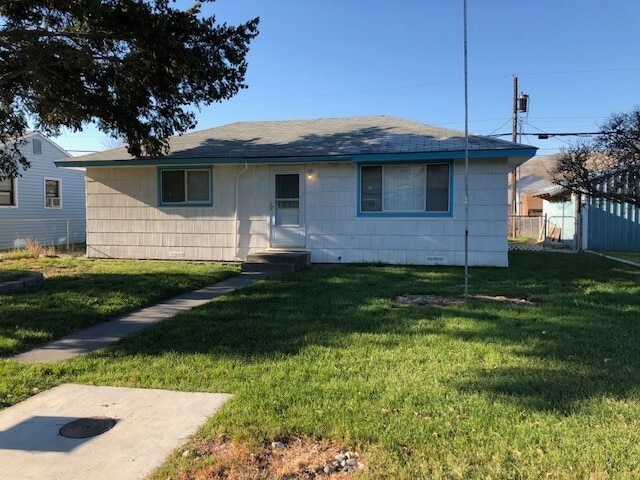 Building Photo - 2 Bed 1 Bath in Ephrata