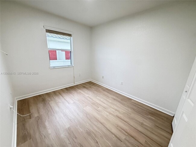 Building Photo - 9465 SW 171st Ct