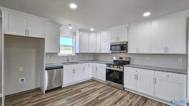 Building Photo - 9257 Stanford Rd