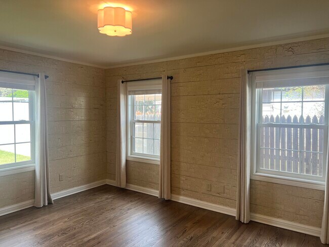 Building Photo - 2916 21st St