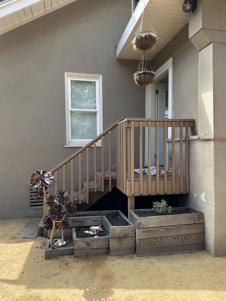 Back Porch - 1901 6th St
