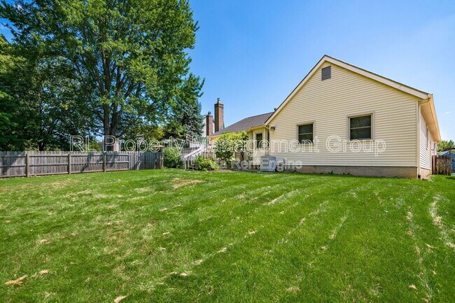 Building Photo - 356 Northview Dr